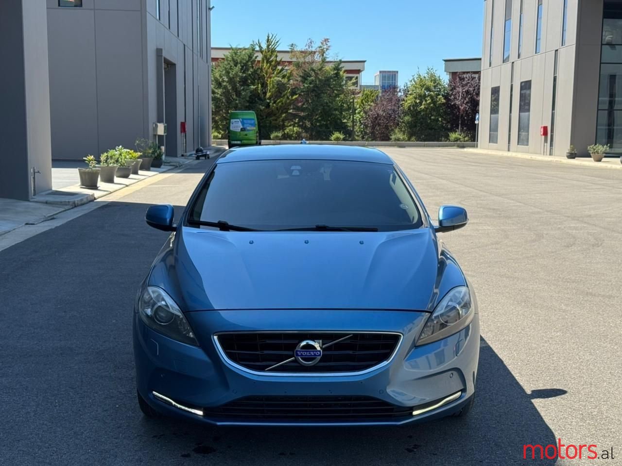 2014' Volvo V40 photo #2