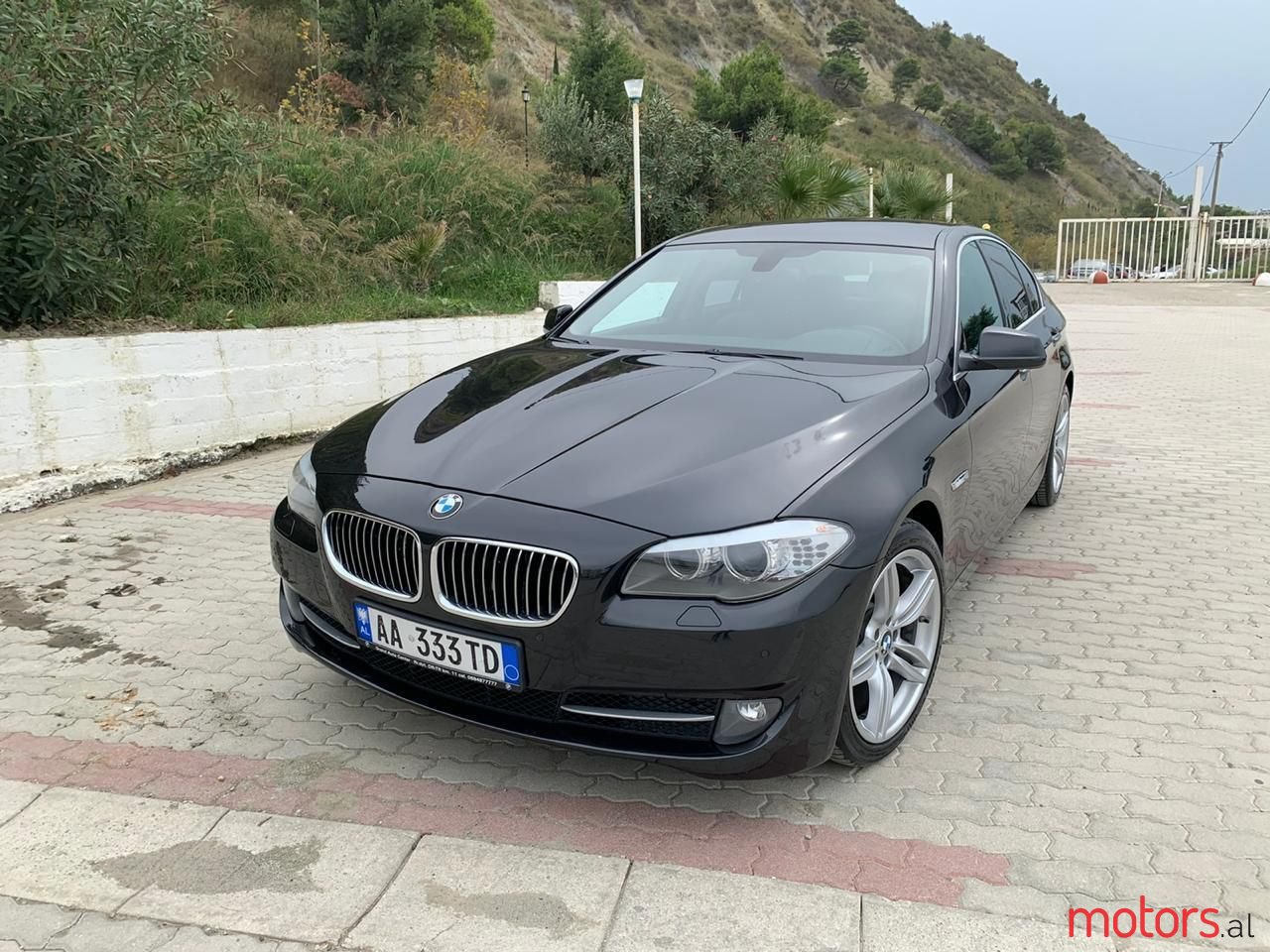 2013' BMW 520 photo #4