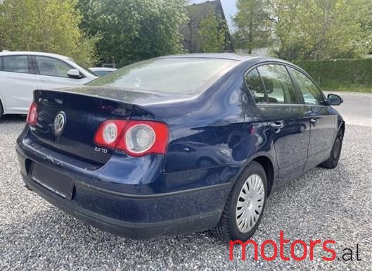 2009' Volkswagen Passat photo #1