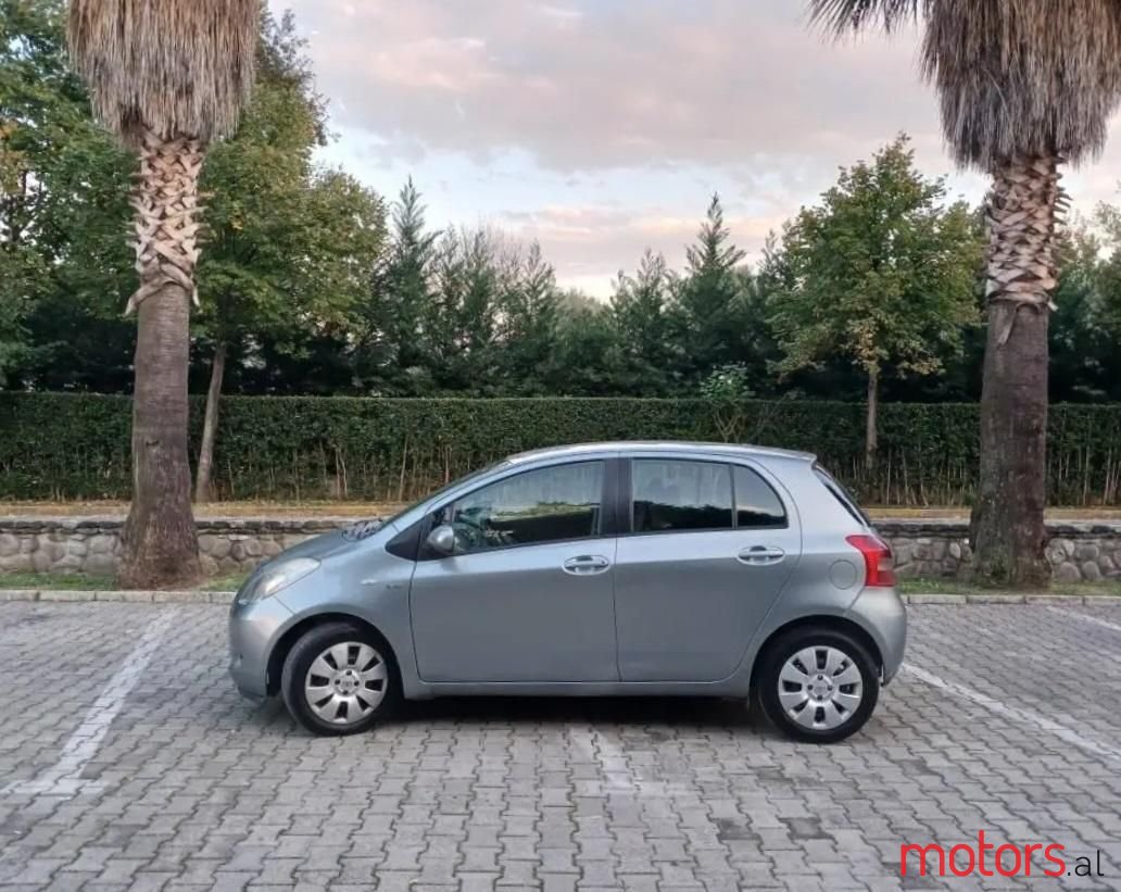 2007' Toyota Yaris photo #5