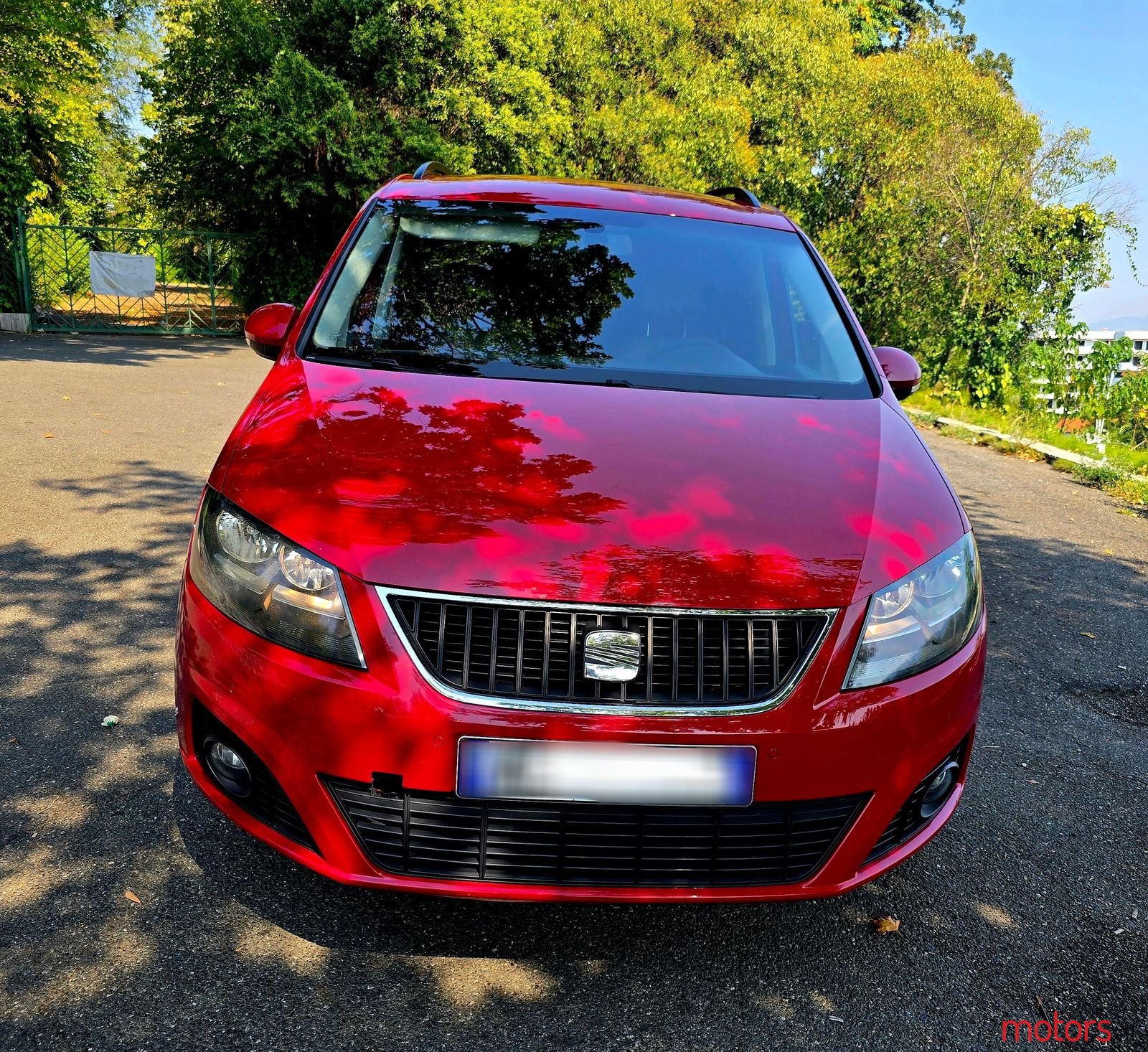 2012' SEAT Alhambra photo #2