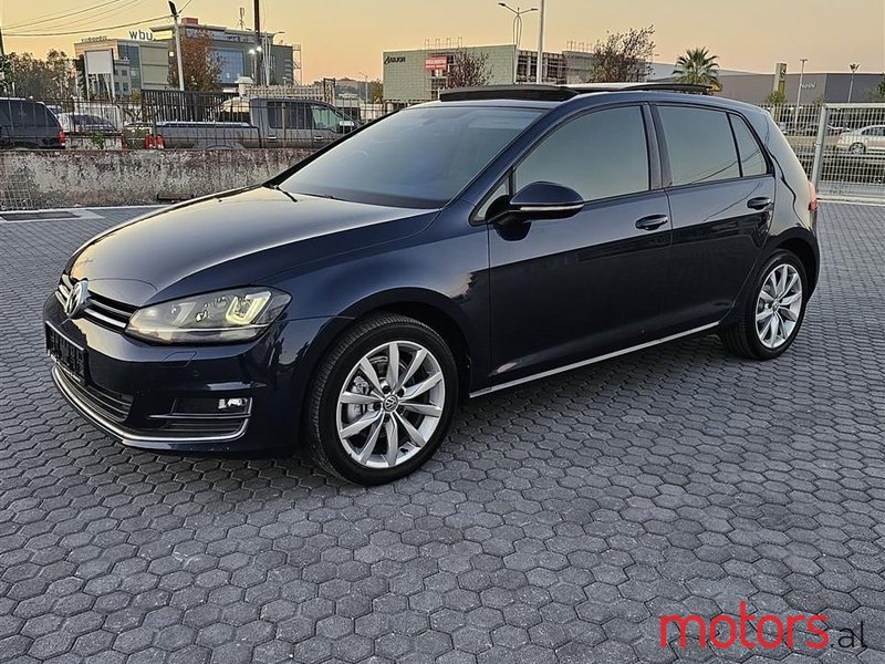 2015' Volkswagen Golf photo #1