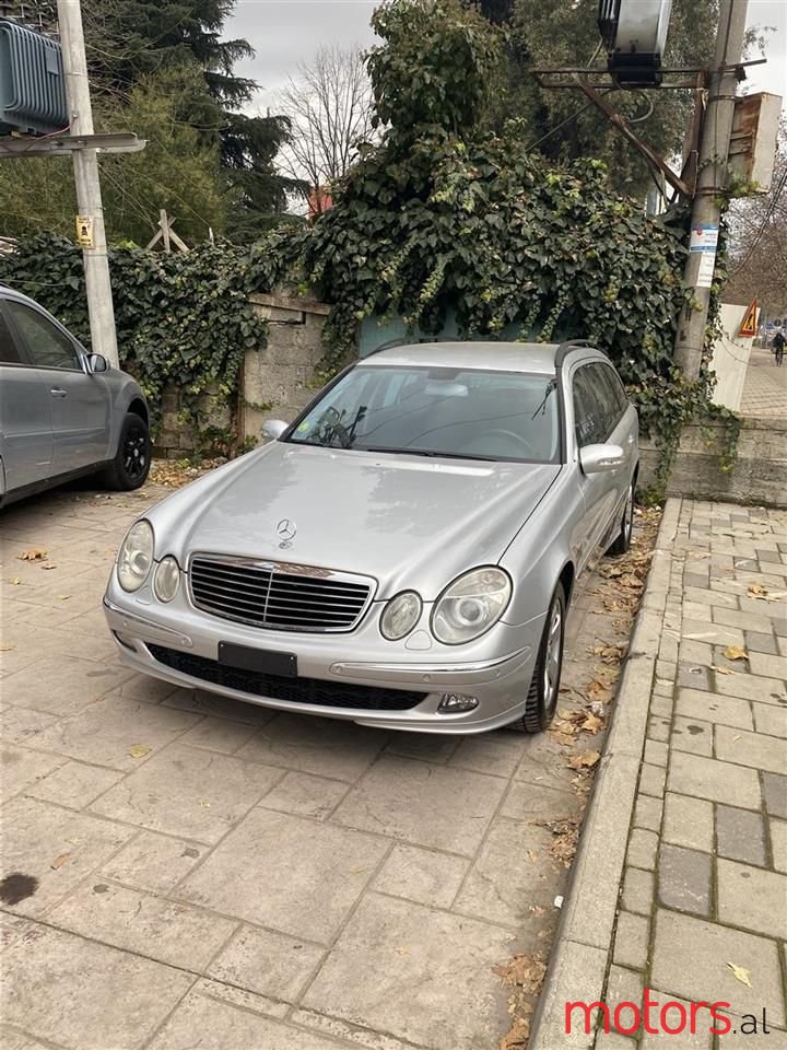 2006' Mercedes-Benz E 300 photo #1