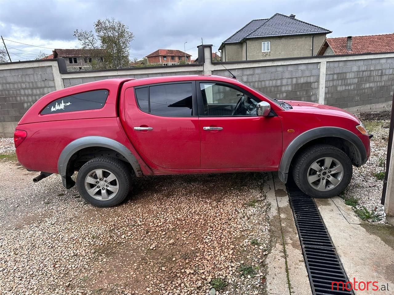 2010' Mitsubishi L200 photo #4