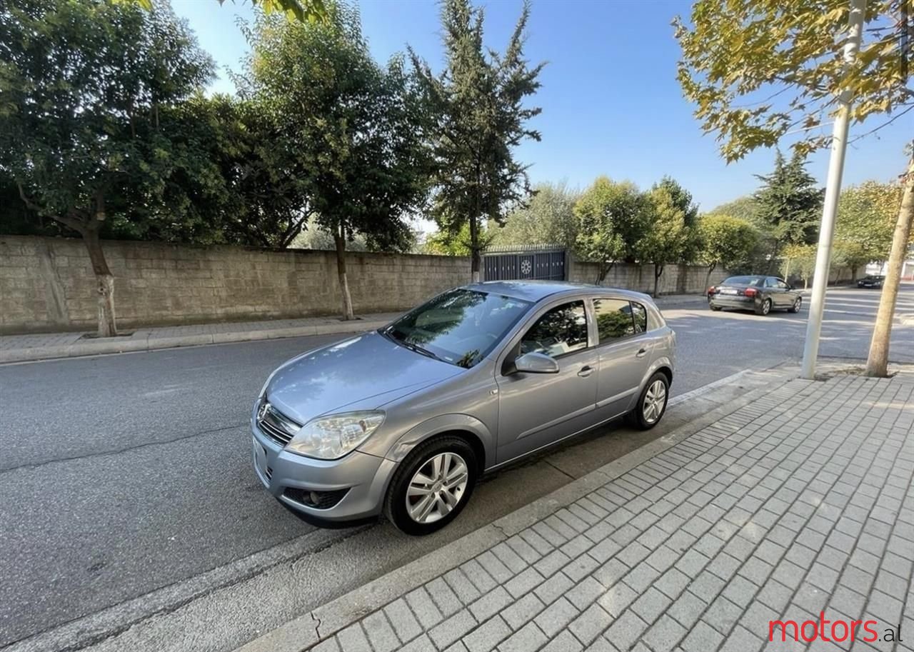 2009' Opel Astra photo #5