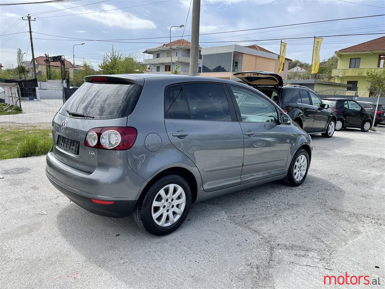 2005' Volkswagen Golf Plus photo #2