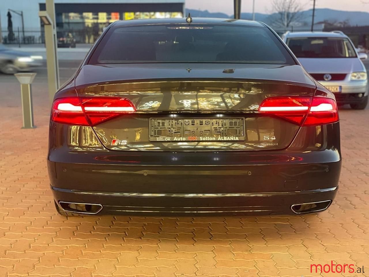 2013' Audi A8 photo #4