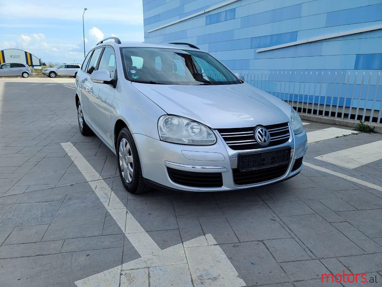 2008' Volkswagen Golf photo #1