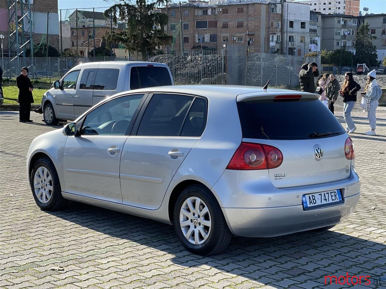 2007' Volkswagen Golf photo #4