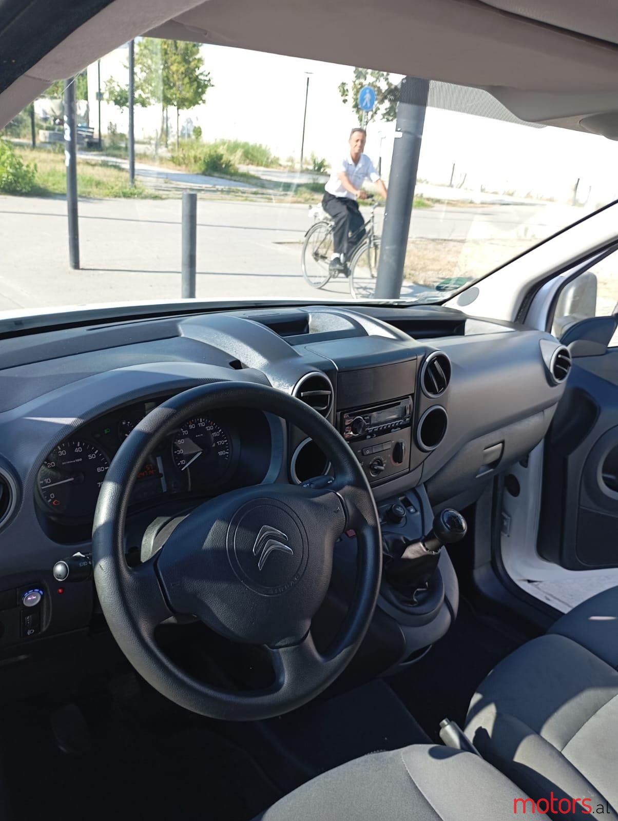2013' Citroen Berlingo photo #4