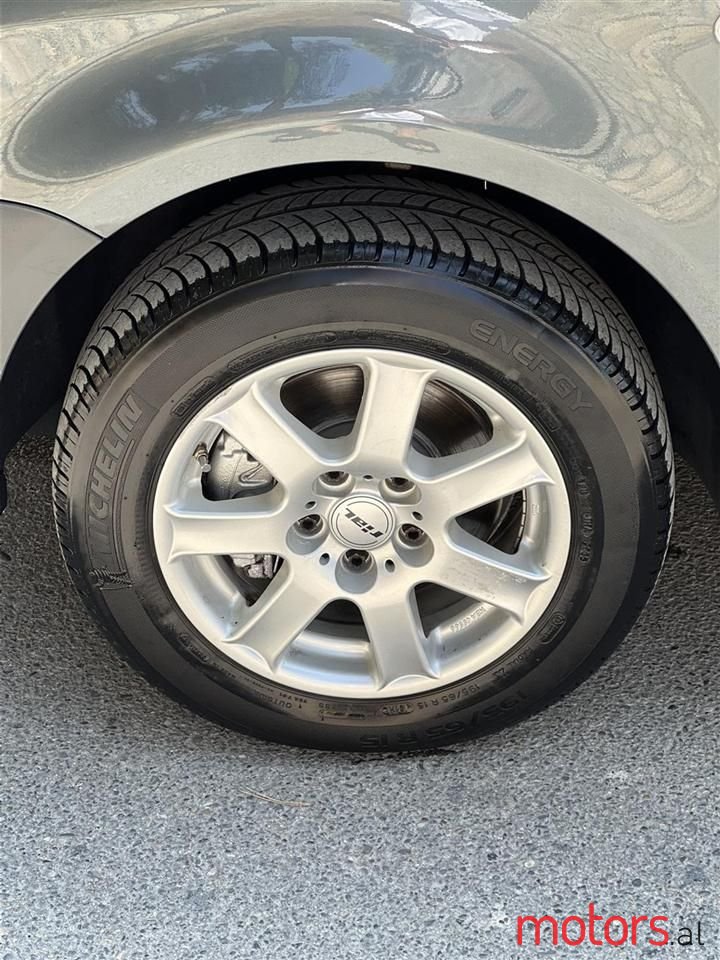 2009' Volkswagen Caddy photo #6