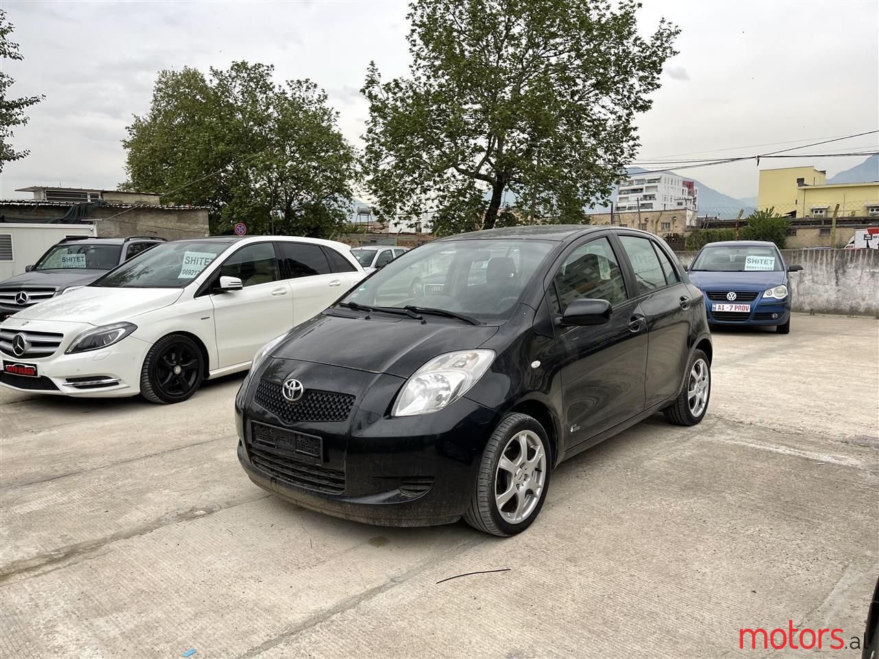 2006' Toyota Yaris photo #2