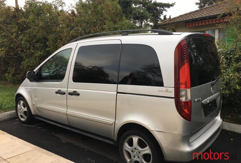 2005' Mercedes-Benz Vaneo photo #1