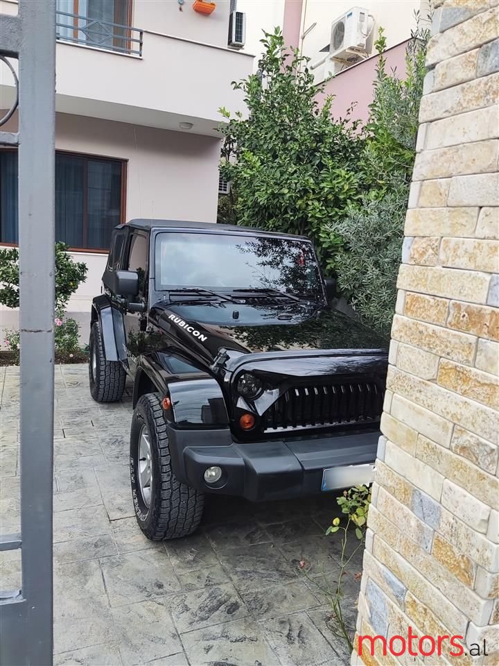 2010' Jeep Wrangler photo #2