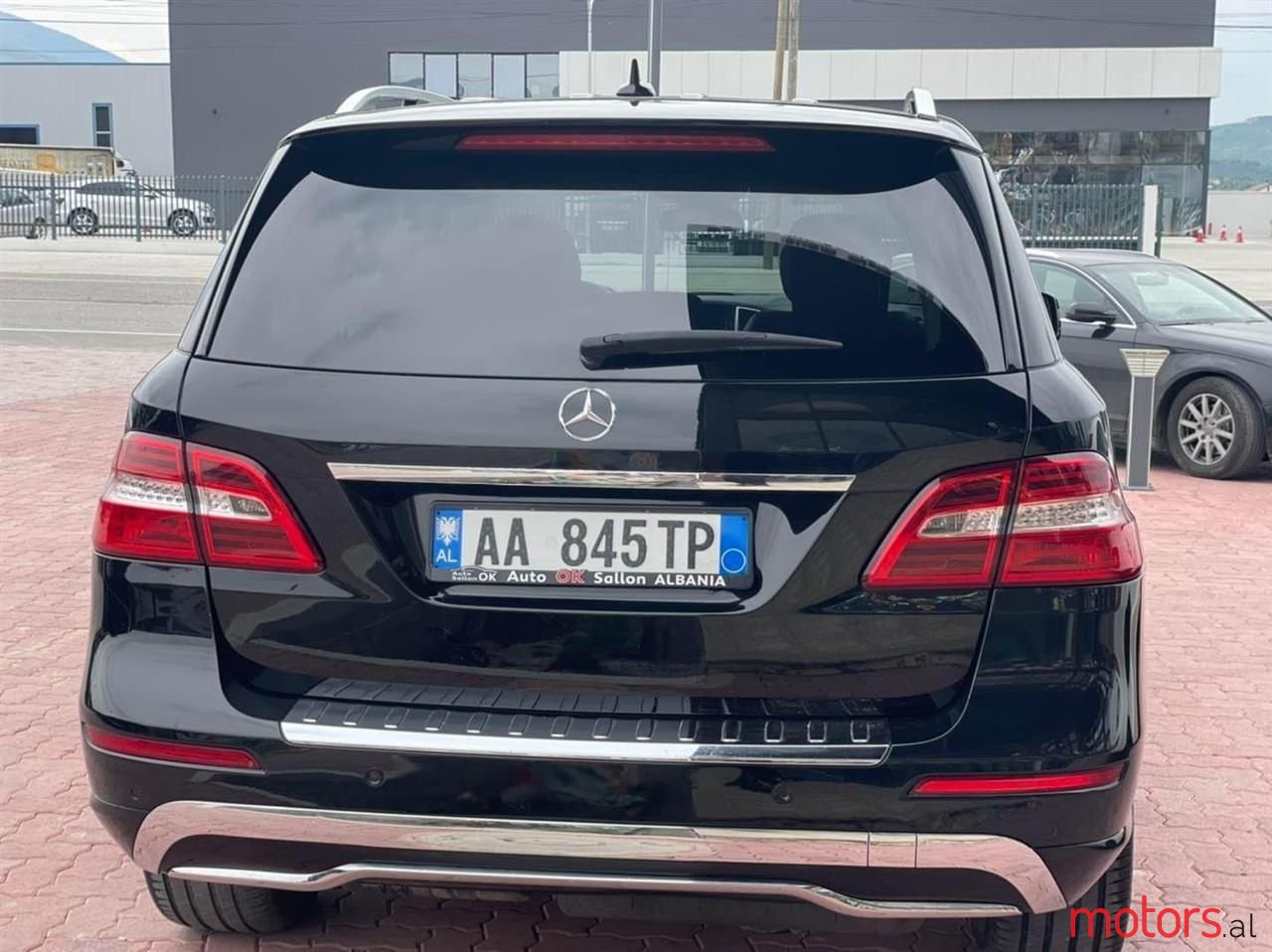 2012' Mercedes-Benz ML 250 photo #2