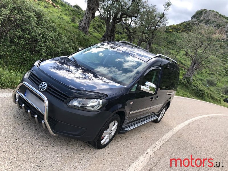 2014' Volkswagen Caddy photo #3