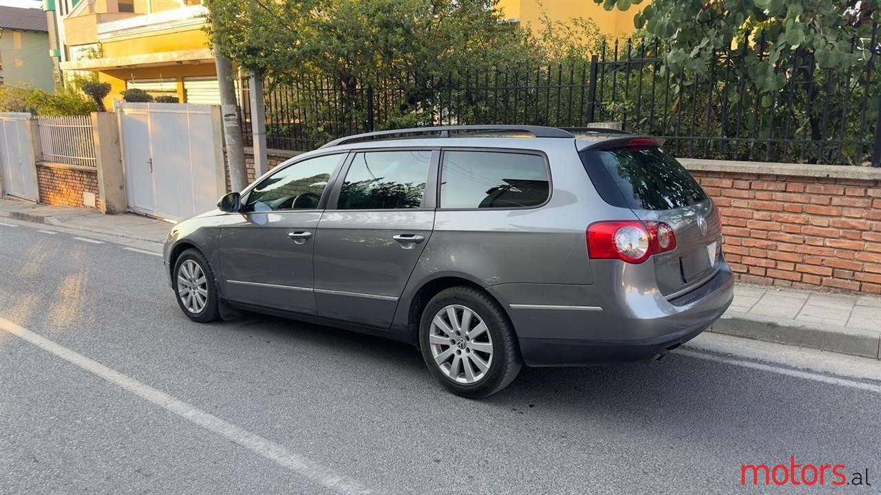 2006' Volkswagen Passat photo #2