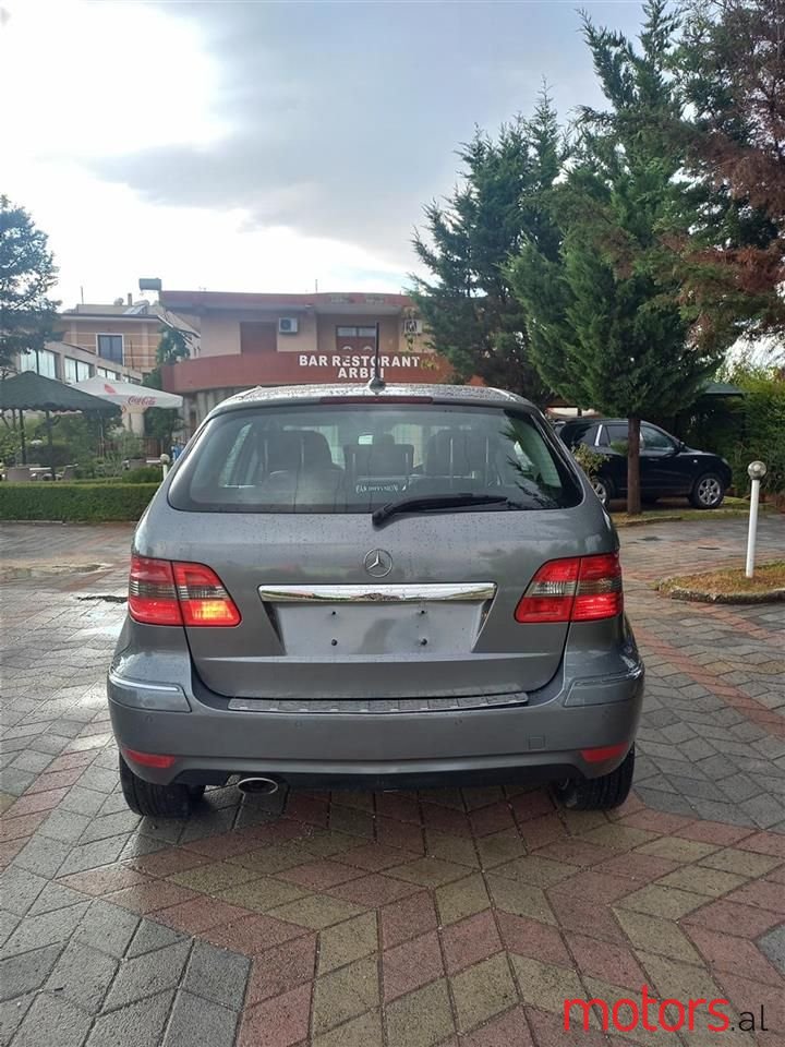 2009' Mercedes-Benz B 180 photo #6