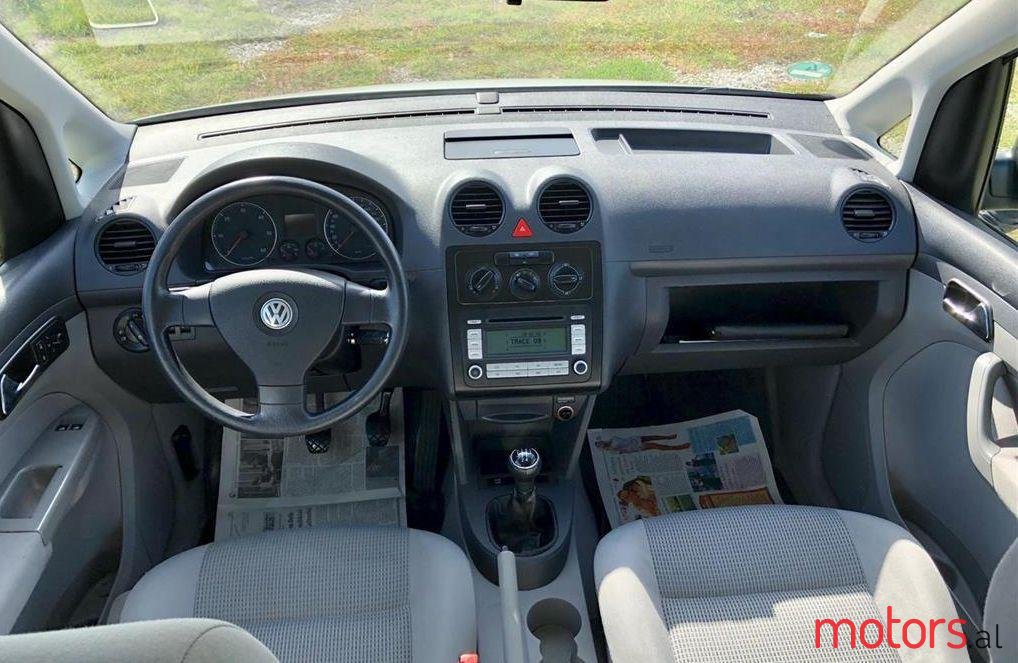 2007' Volkswagen Caddy photo #6