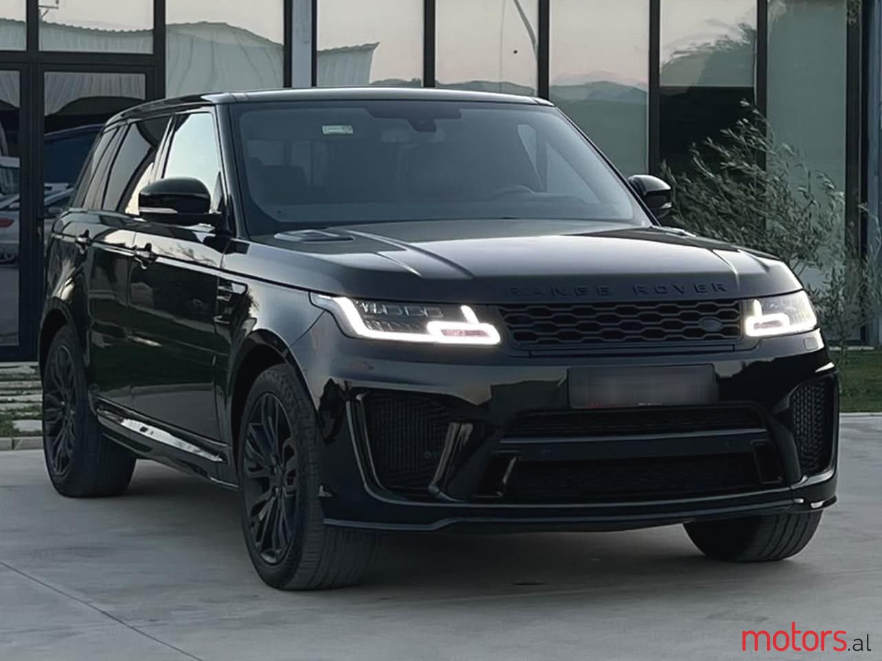 2014' Land Rover Range Rover Sport photo #3