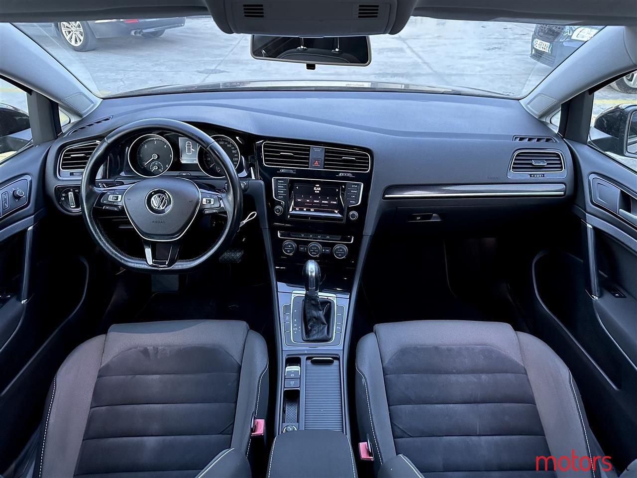 2014' Volkswagen Golf photo #4