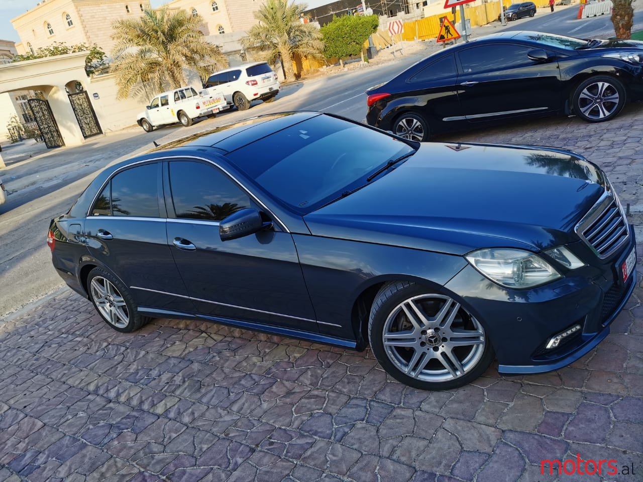 2010' Mercedes-Benz E-Class photo #6