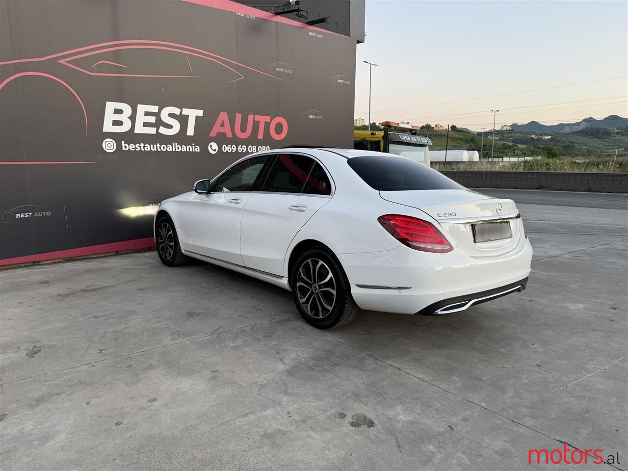 2015' Mercedes-Benz C 220 photo #6
