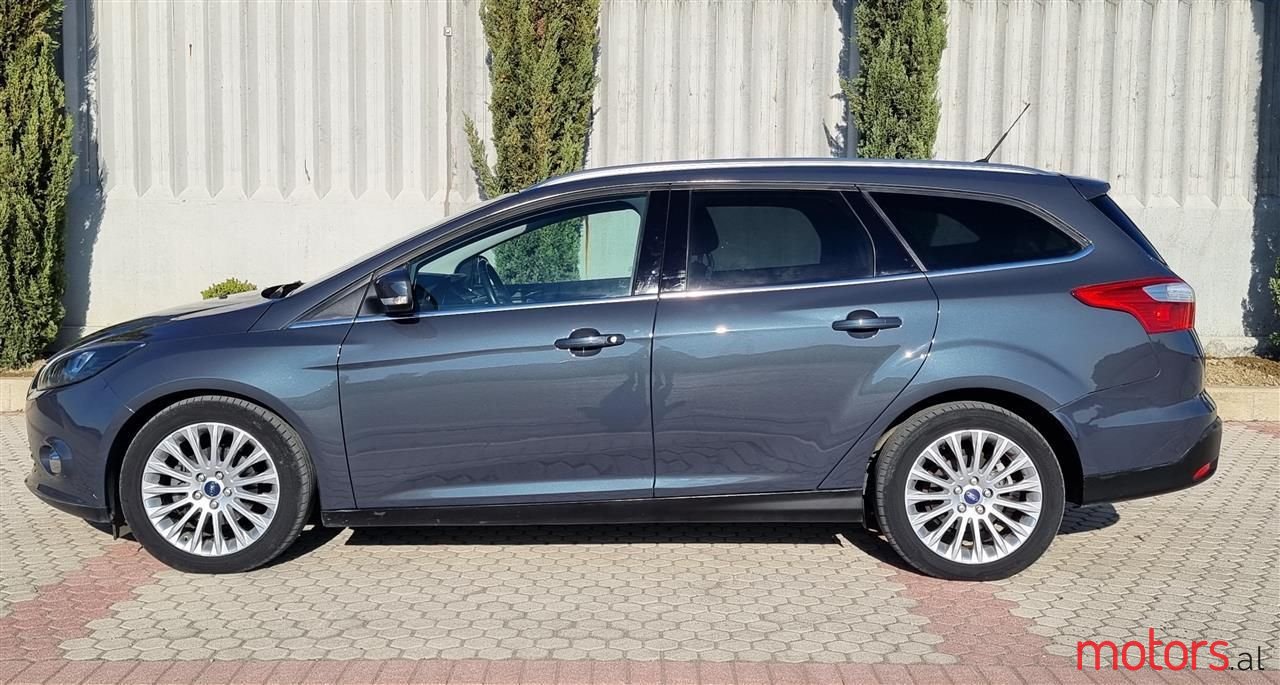 2012' Ford Focus photo #5