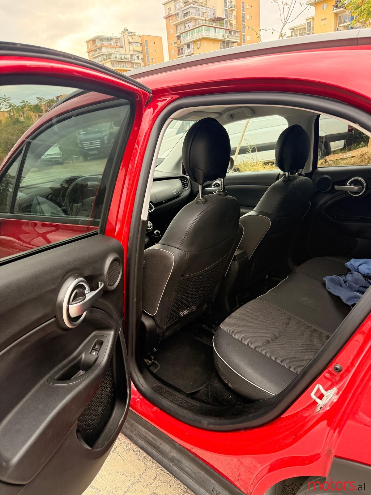 2015' Fiat 500X photo #2