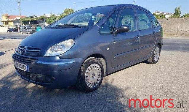 2006' Citroen Xsara Picasso photo #2