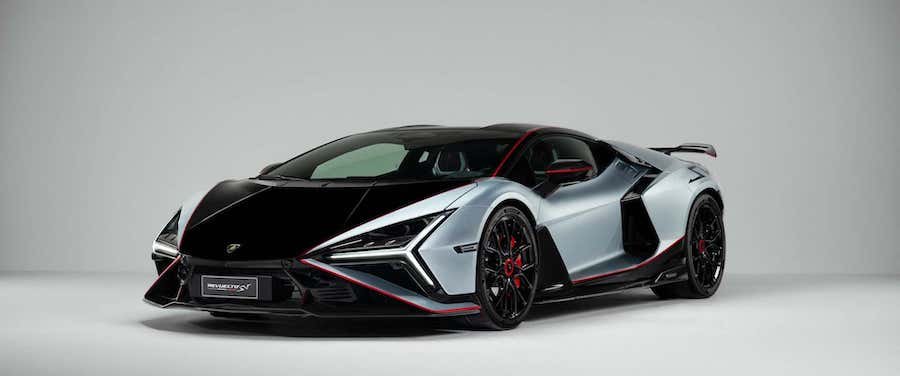 Lamborghini Revuelto SV