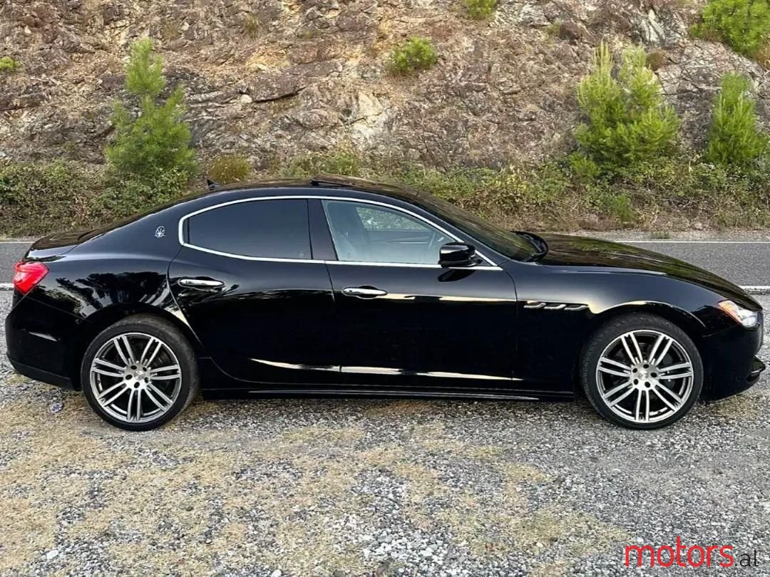 2015' Maserati Ghibli photo #2