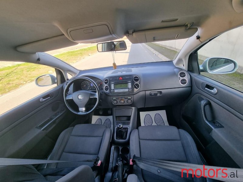 2007' Volkswagen Golf Plus photo #2