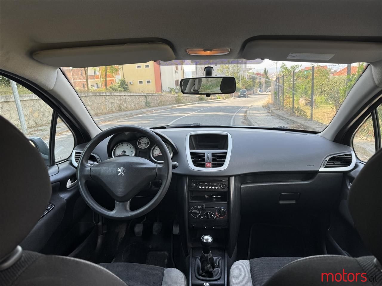 2009' Peugeot 207 photo #5