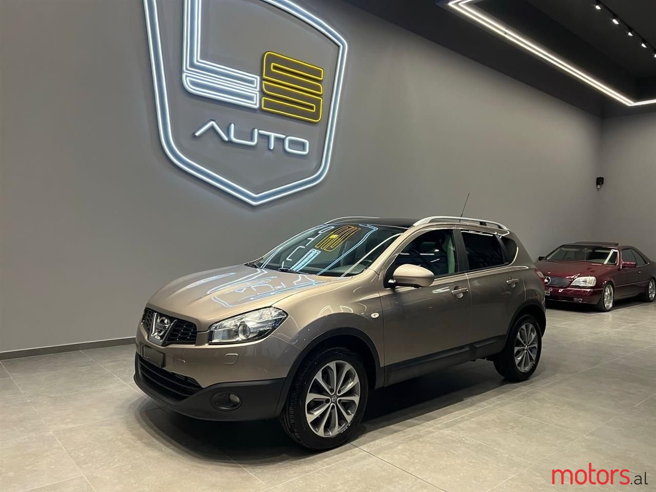 2012' Nissan Qashqai photo #2