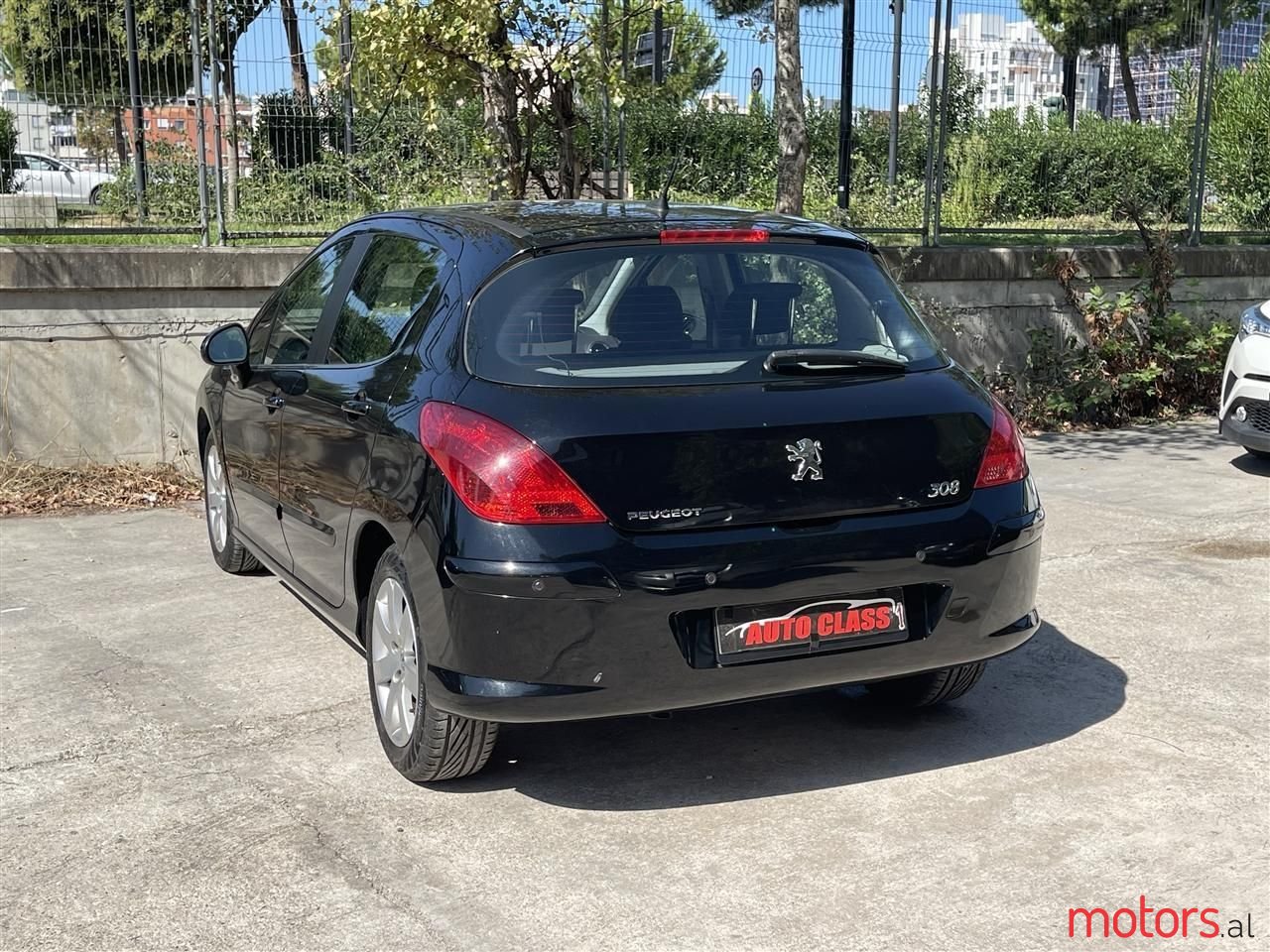 2009' Peugeot 308 photo #3