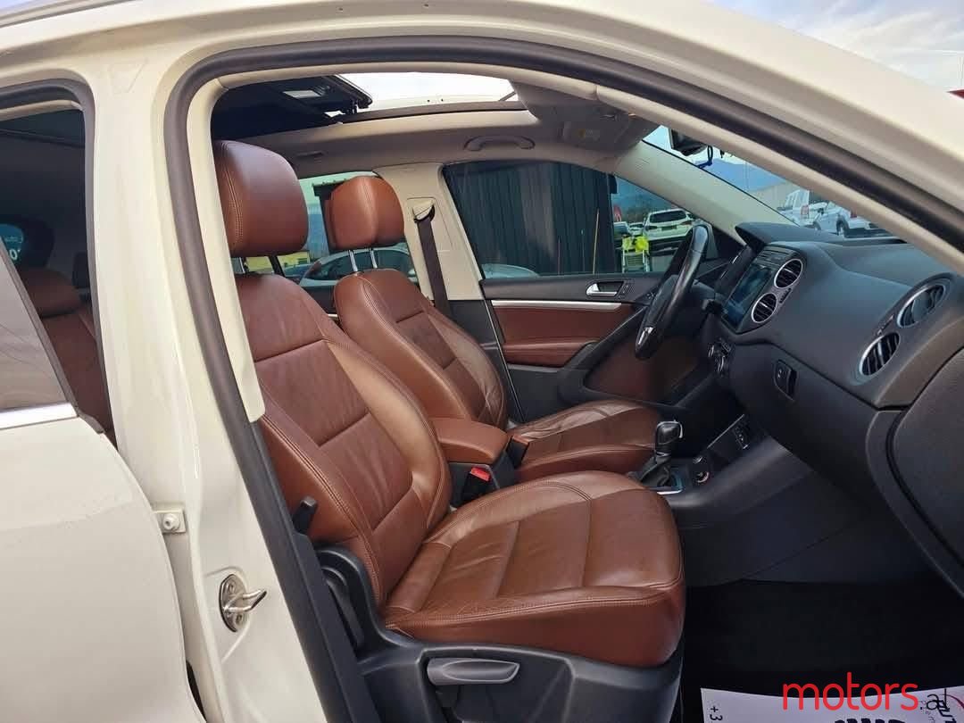 2013' Volkswagen Tiguan photo #4