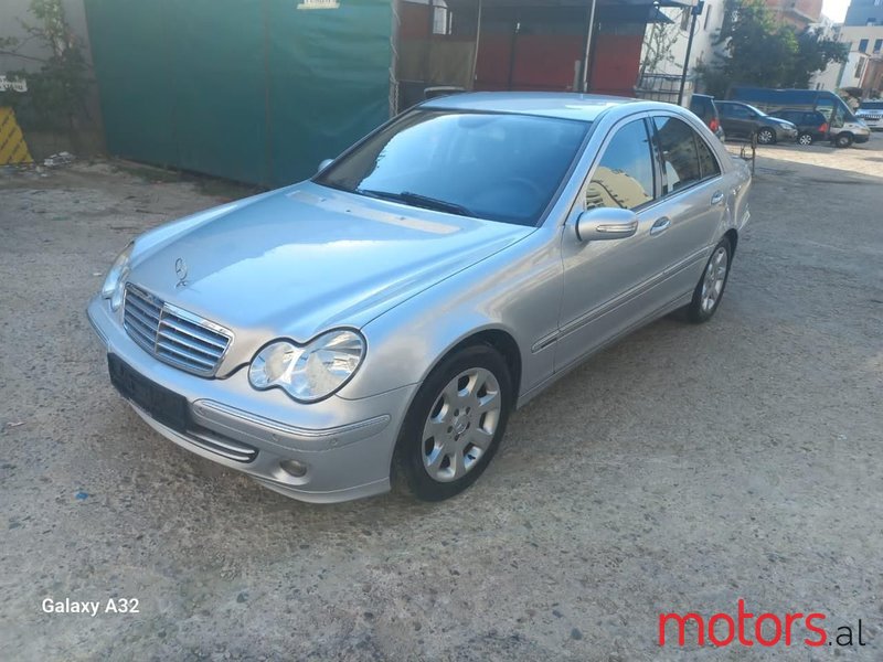 2007' Mercedes-Benz C 220 photo #1