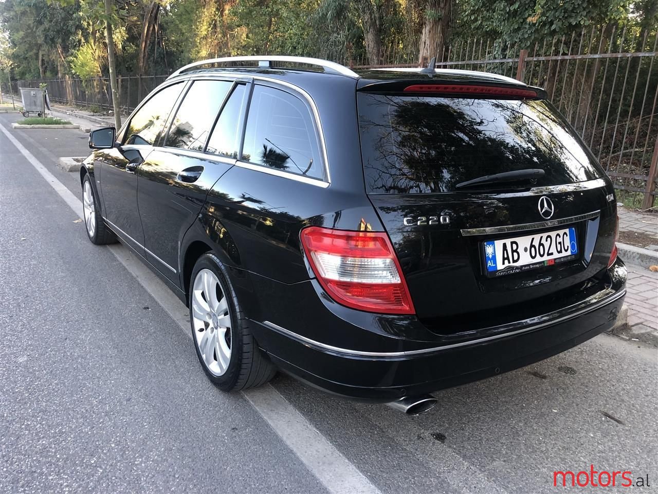 2009' Mercedes-Benz C 220 photo #4