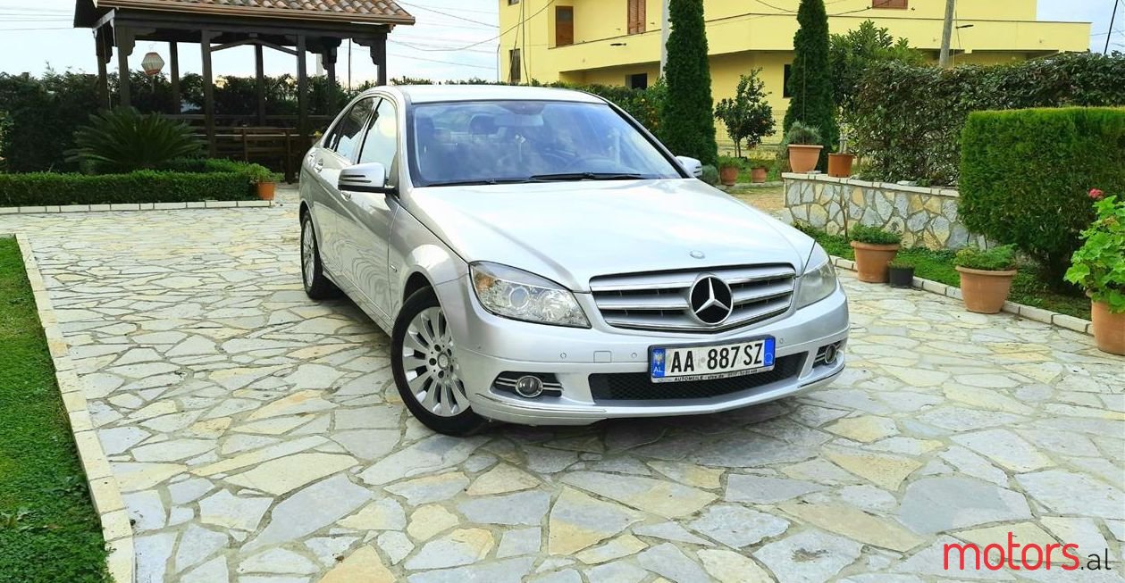 2010' Mercedes-Benz C 200 photo #1