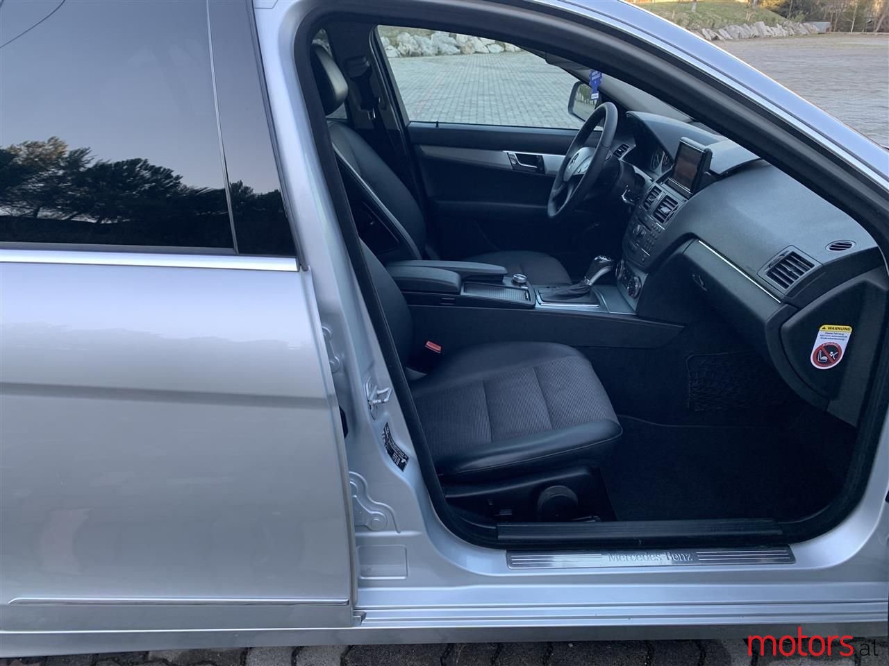 2007' Mercedes-Benz 220 photo #5