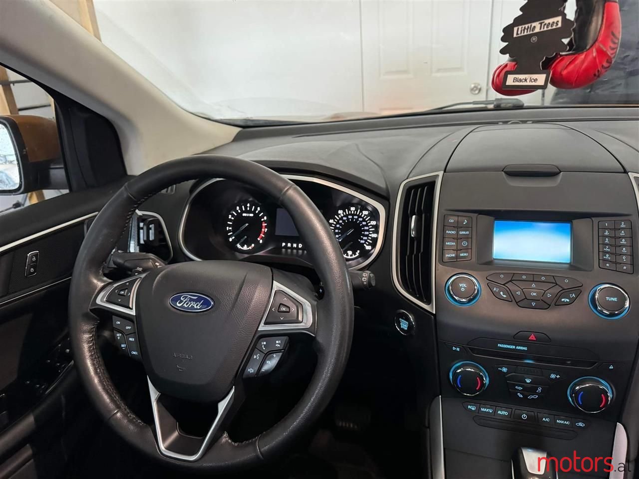 2016' Ford Edge photo #1