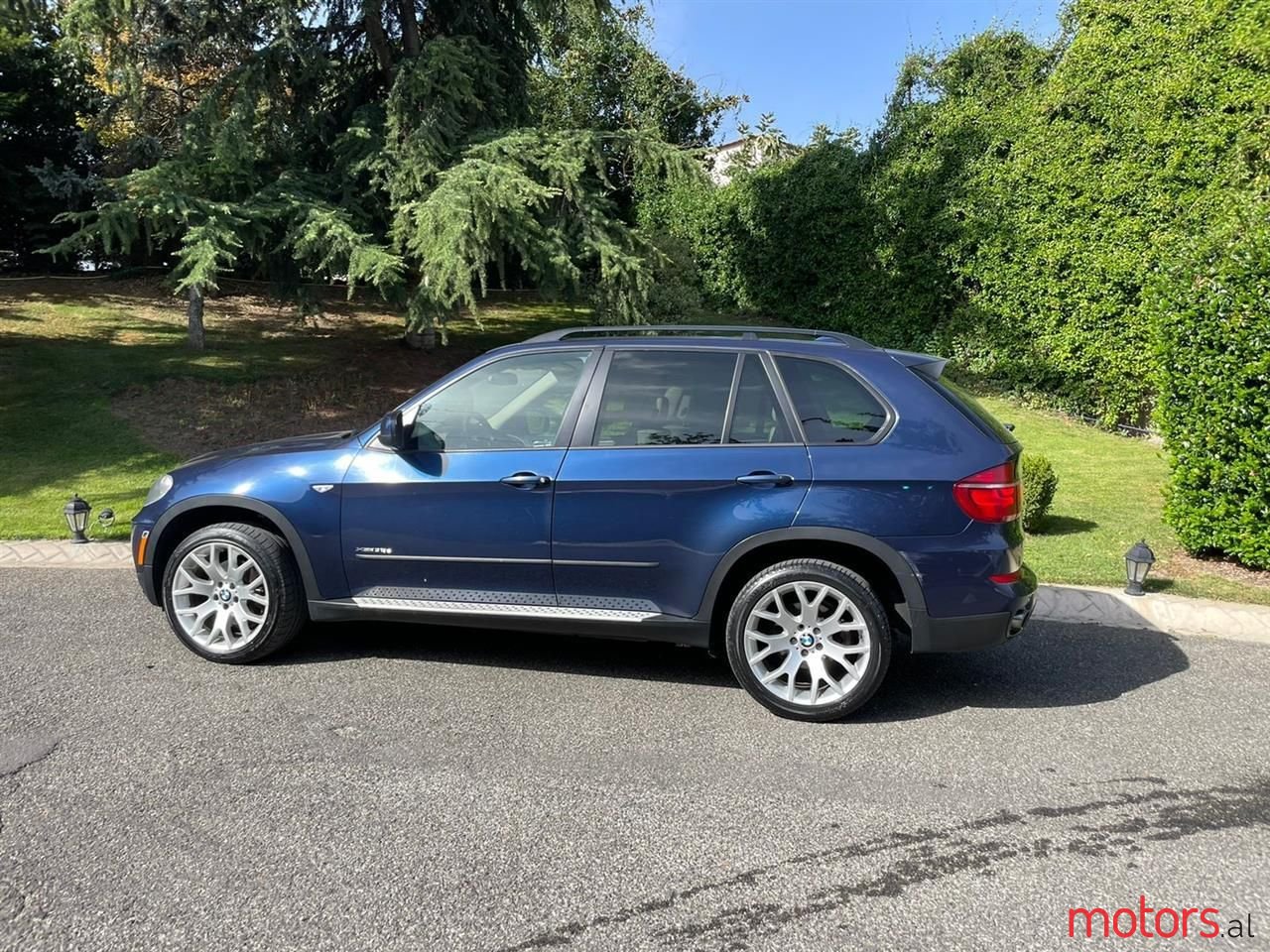 2010' BMW X5 photo #1