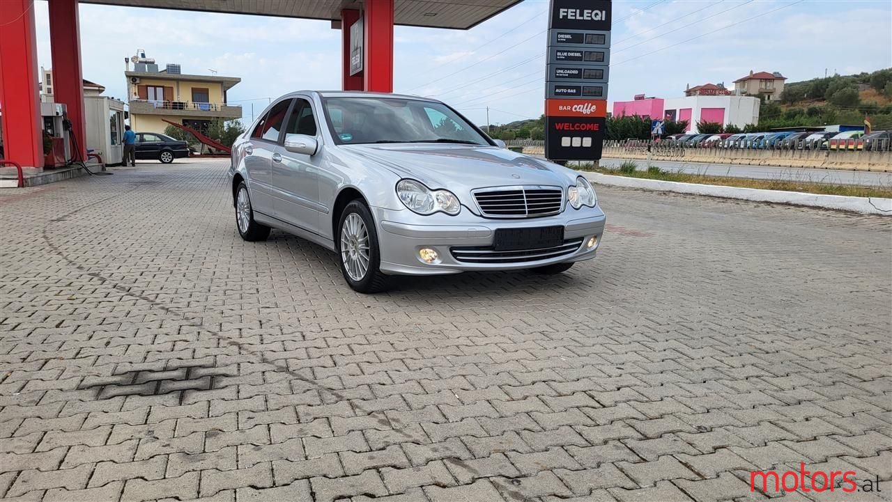 2006' Mercedes-Benz C 180 photo #2