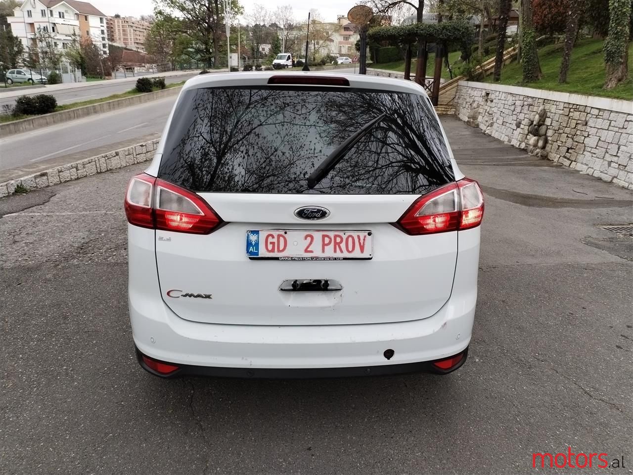 2012' Ford Grand  C-Max photo #3