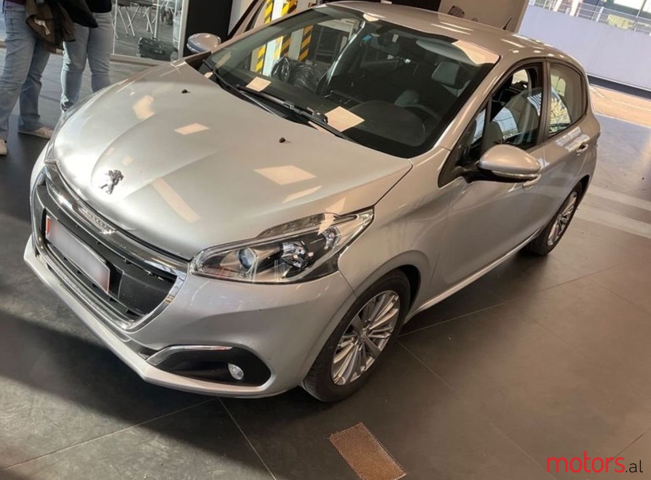 2016' Peugeot 208 photo #1