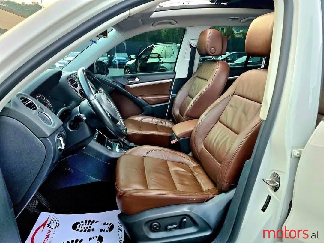2013' Volkswagen Tiguan photo #1