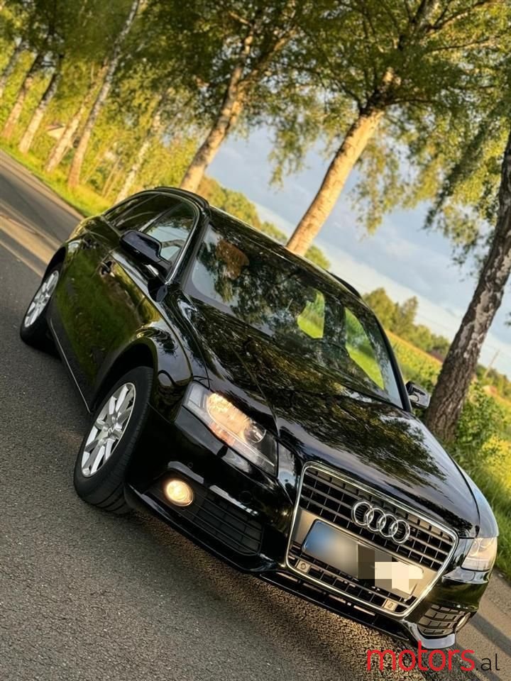 2010' Audi A4 photo #2