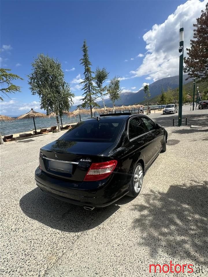 2008' Mercedes-Benz C 300 photo #3