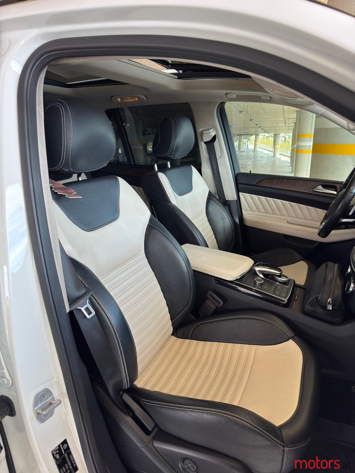 2016' Mercedes-Benz GL 350 photo #5